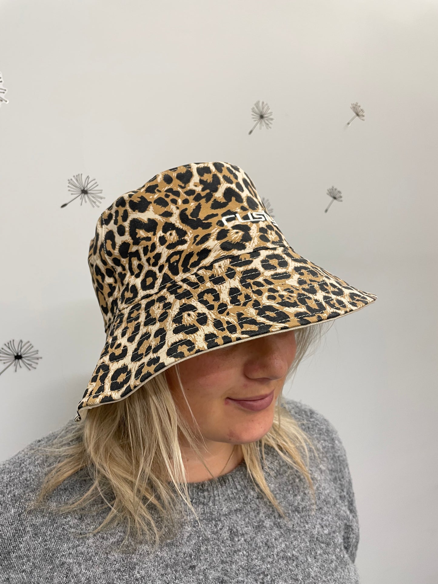 Rusty Lennie Leopard Reversible Bucket Hat HHL0616