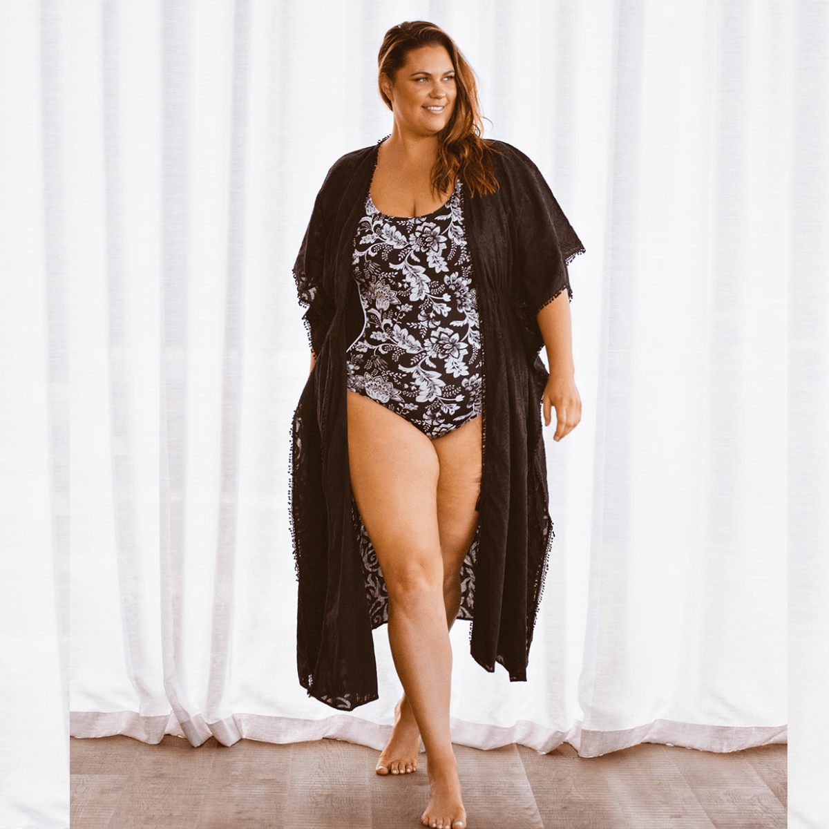 Genevieve Black Long Kimono R6461