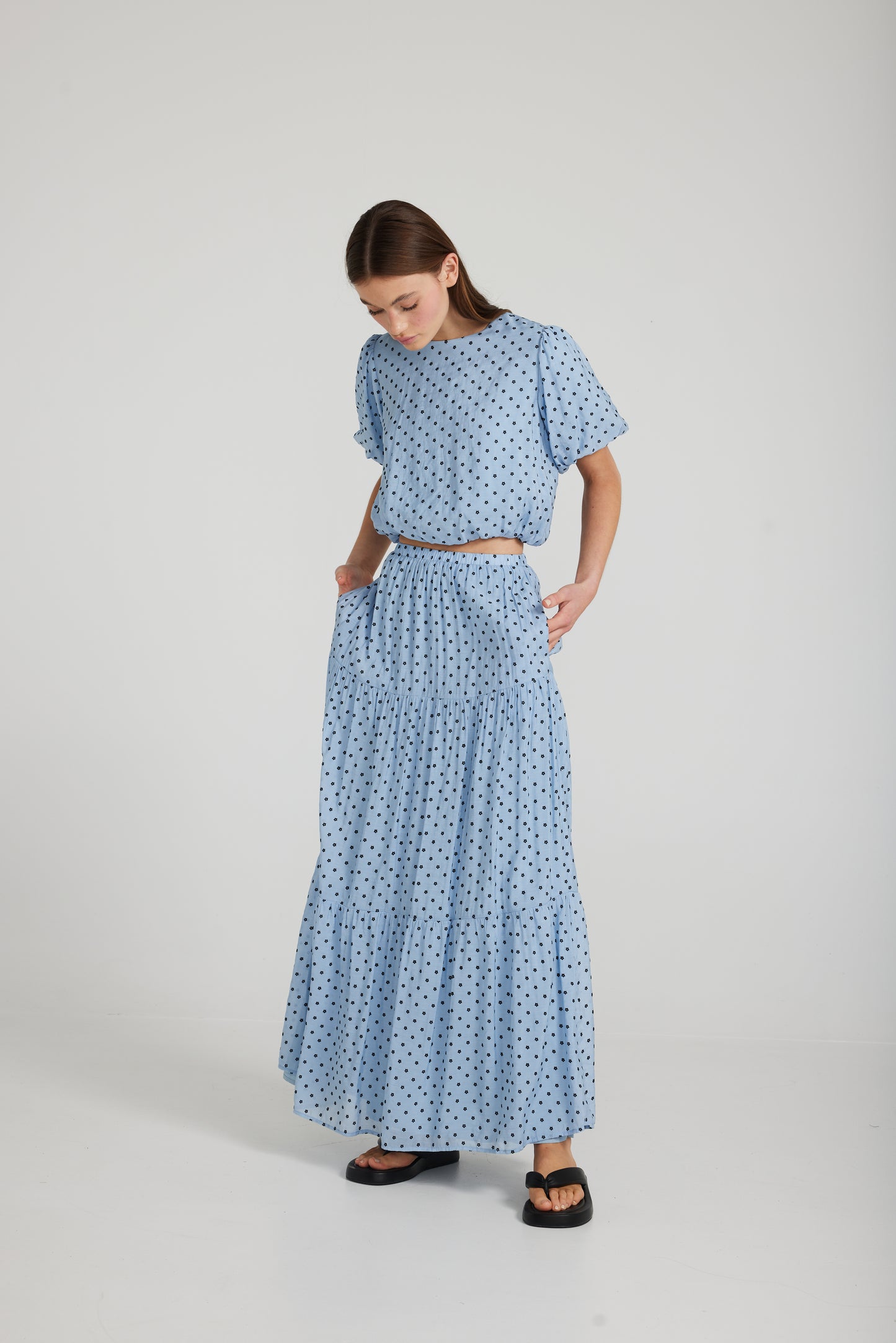 Tyra Maxi Skirt Blue Daisy DS1028-3
